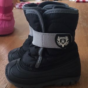 Kamik black winter boots size 6T